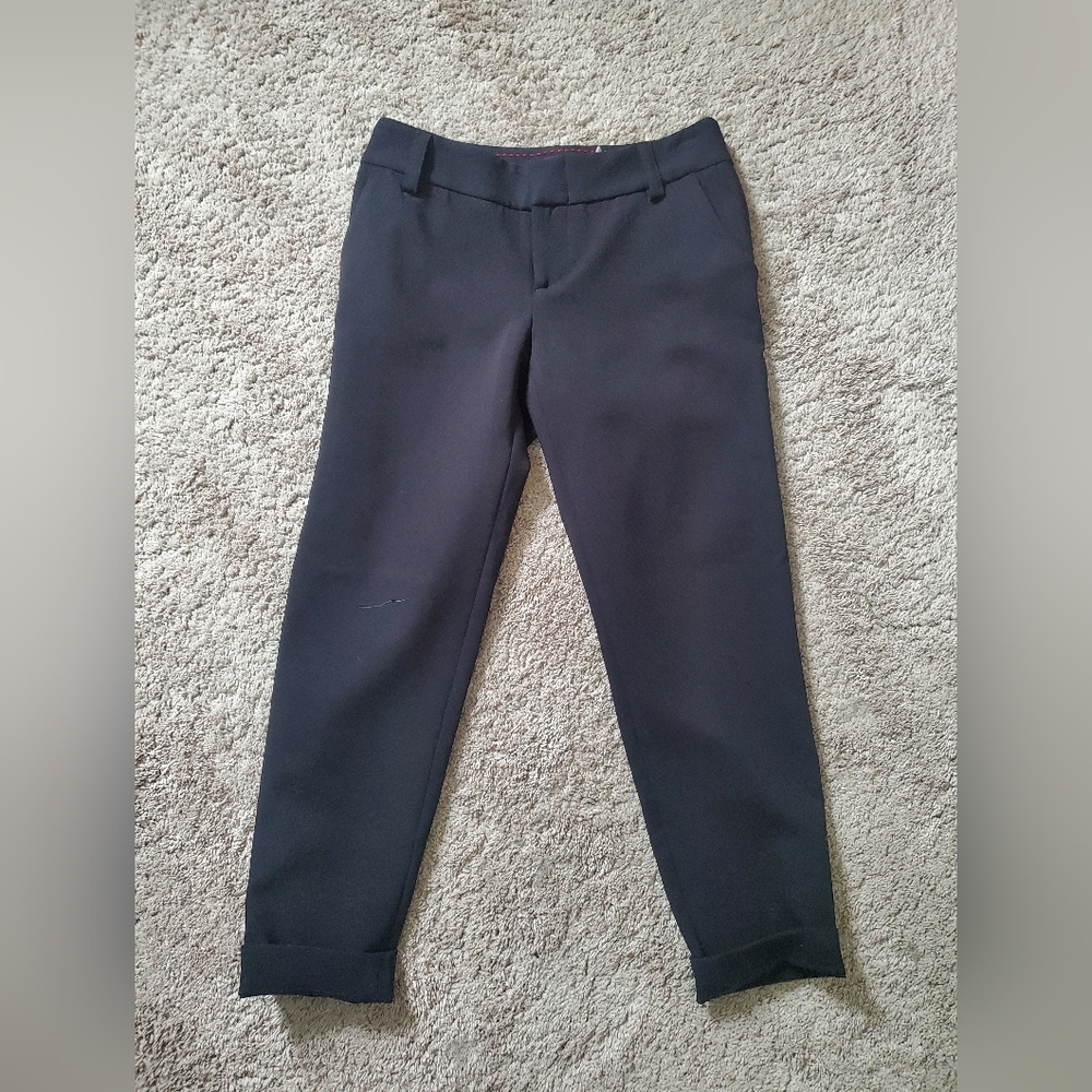 Alice + Olivia straight leg black pants size 0